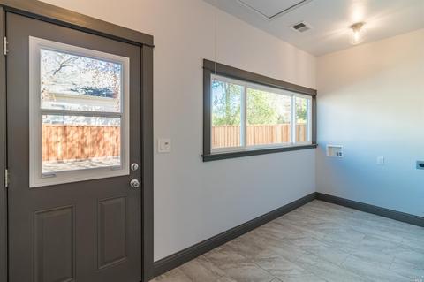 516 Walnut Ave, Ukiah, CA 95482 photo 14
