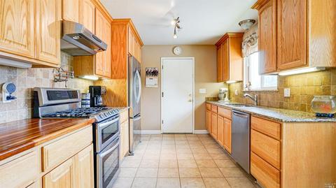95 E Railroad Ave, Cotati, CA 94931 photo 7