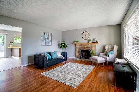 402 Robert Rd, Vacaville, CA 95687 photo 5