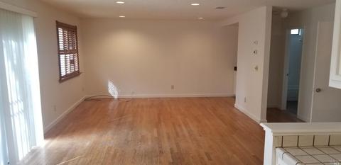 961 Hickory Ave, Fairfield, CA 94533 photo 7