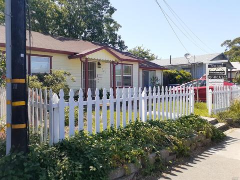 121 Brown St, Vacaville, CA 95688 photo 3