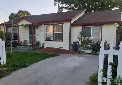121 Brown St, Vacaville, CA 95688 photo 1