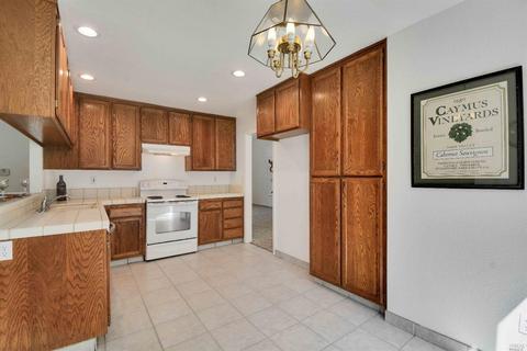 8872 Lebec Ln, Cotati, CA 94931 photo 16
