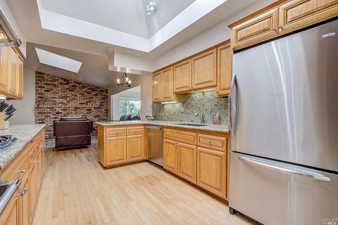 1460 Westminster Dr, Fairfield, CA 94533 photo 17