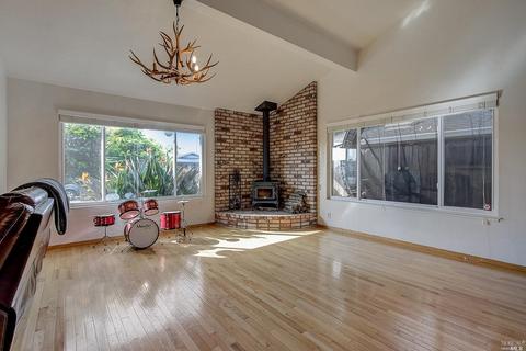 1460 Westminster Dr, Fairfield, CA 94533 photo 11