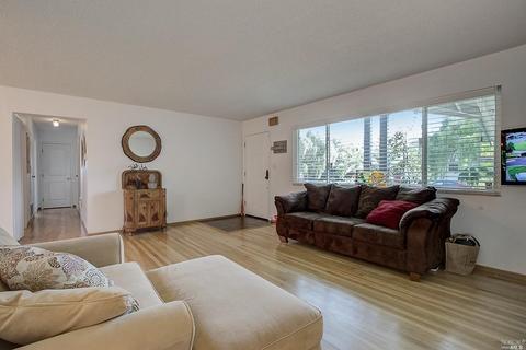 1460 Westminster Dr, Fairfield, CA 94533 photo 3