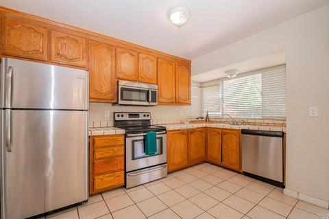 1718 Catlin Dr, Fairfield, CA 94533 photo 18