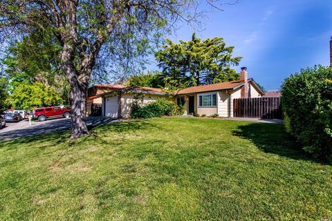 1718 Catlin Dr, Fairfield, CA 94533 photo 2