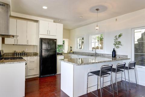 57 Summit Dr, Corte Madera, CA 94925 photo 5