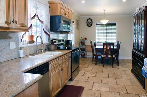407 Wolfe St, Vallejo, CA 94590 photo 6