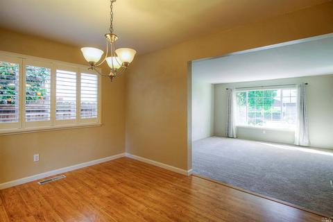 4036 Trinity Dr, Santa Rosa, CA 95405 photo 12