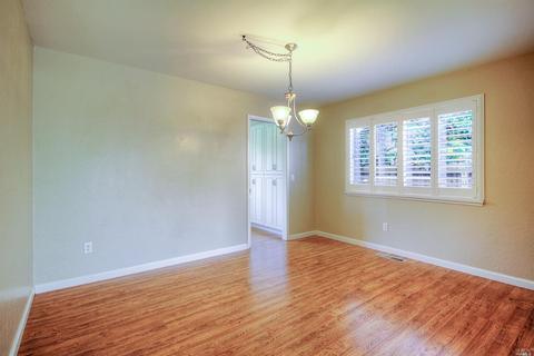 4036 Trinity Dr, Santa Rosa, CA 95405 photo 13