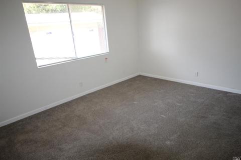 100 Pumice Dr, Vallejo, CA 94589 photo 14
