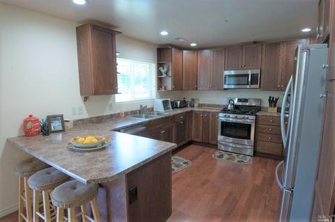 3541 Blackberry Ln, Ukiah, CA 95482 photo 6