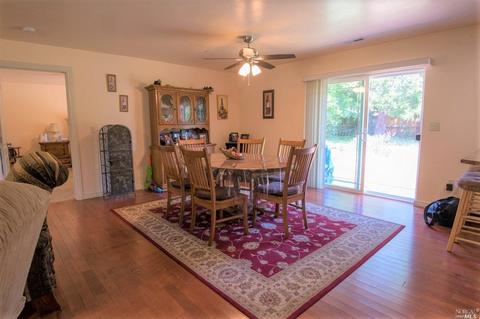 3541 Blackberry Ln, Ukiah, CA 95482 photo 1