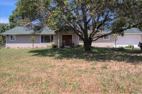 3541 Blackberry Ln, Ukiah, CA 95482 photo 4