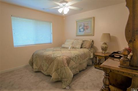 3541 Blackberry Ln, Ukiah, CA 95482 photo 9