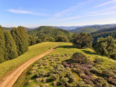 Undisclosed, Cloverdale, CA 95425 photo 1