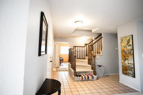 1660 Moraga Dr, Fairfield, CA 94534 photo 5