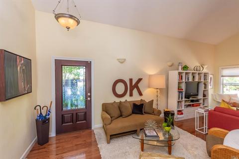 548 Este Madera Dr, Sonoma, CA 95476 photo 6