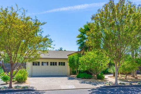 548 Este Madera Dr, Sonoma, CA 95476 photo 2