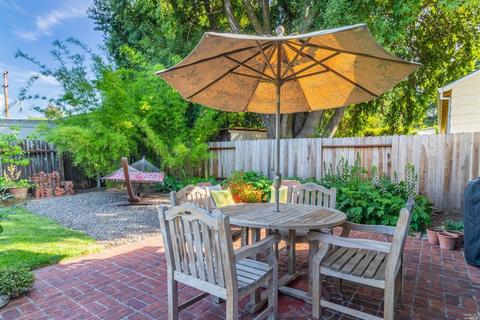 1916 E Haven Dr, Santa Rosa, CA 95404 photo 24