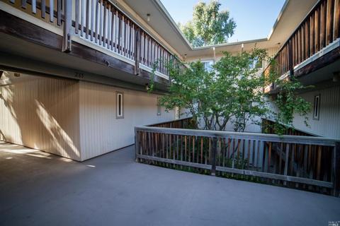 285 Windjammer Dr, Vallejo, CA 94591 photo 3