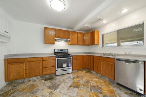 109 Navone St, Vallejo, CA 94591 photo 5