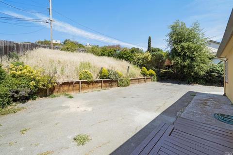 109 Navone St, Vallejo, CA 94591 photo 15