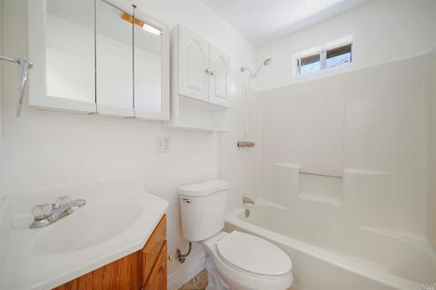 109 Navone St, Vallejo, CA 94591 photo 9
