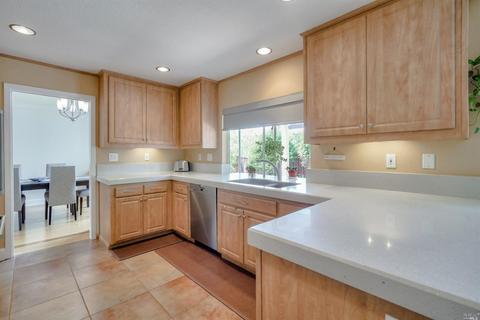 401 Cayetano Ct, Windsor, CA 95492 photo 10