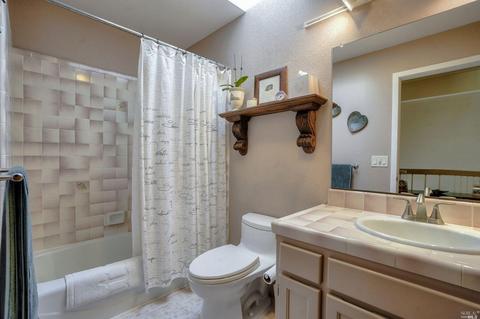 6228 Lockwood Dr, Windsor, CA 95492 photo 25