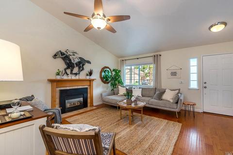 512 Cockspur Ct, Windsor, CA 95492 photo 9