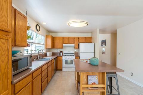 512 Cockspur Ct, Windsor, CA 95492 photo 13