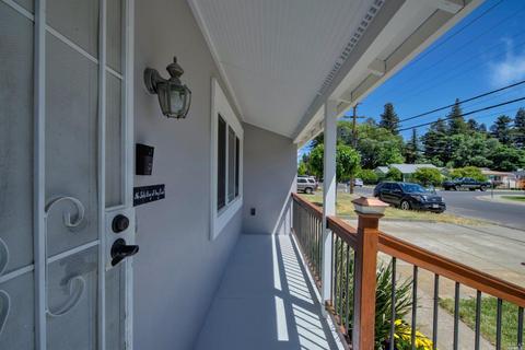 320 Walnut Ave, Vacaville, CA 95688 photo 4