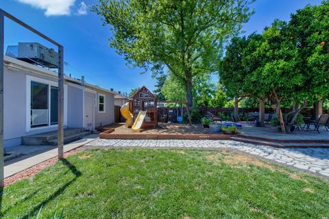 320 Walnut Ave, Vacaville, CA 95688 photo 23