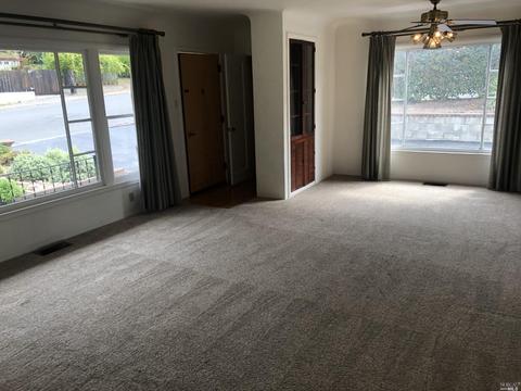 221 E Spring St, Napa, CA 94559 photo 4