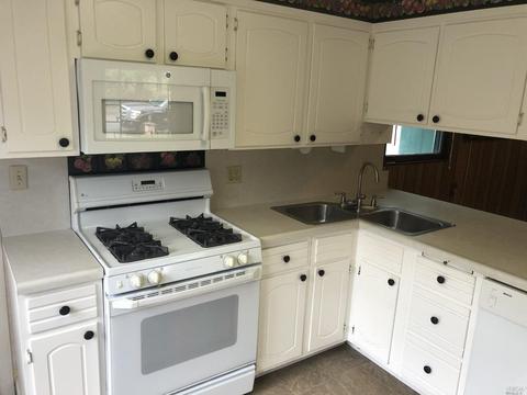 221 E Spring St, Napa, CA 94559 photo 2