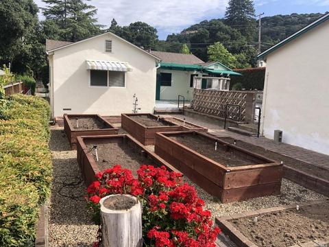 221 E Spring St, Napa, CA 94559 photo 8