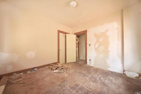 737 Pennsylvania St, Vallejo, CA 94590 photo 6