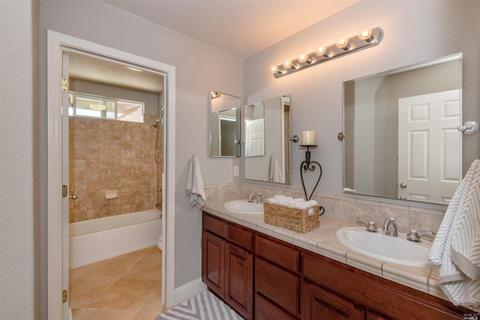 1188 Rochioli Dr, Windsor, CA 95492 photo 31