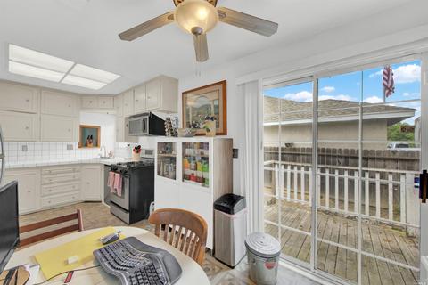1026 Davis St, Vacaville, CA 95687 photo 23