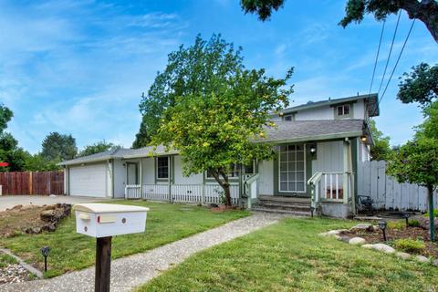 1026 Davis St, Vacaville, CA 95687 photo 6