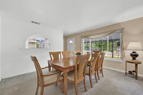 1026 Davis St, Vacaville, CA 95687 photo 12