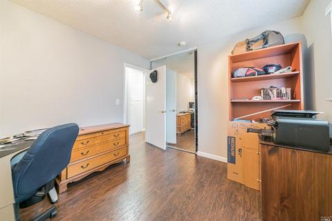 176 Picadilly Cir, Vallejo, CA 94591 photo 29