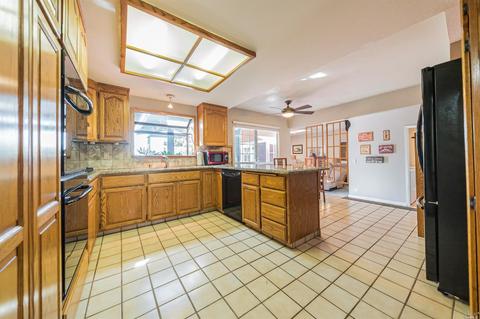 176 Picadilly Cir, Vallejo, CA 94591 photo 13