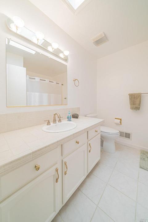 176 Picadilly Cir, Vallejo, CA 94591 photo 25