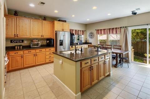 412 Matteri Cir, Cotati, CA 94931 photo 8