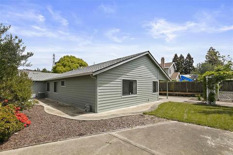 256 Valley Oak Ln, Vallejo, CA 94591 photo 29