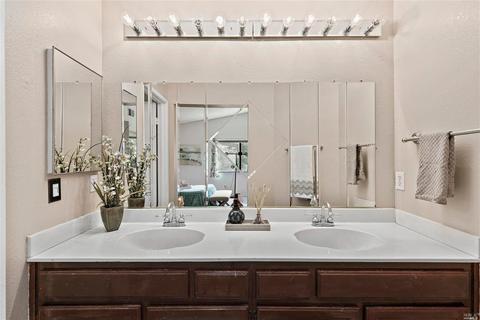 256 Valley Oak Ln, Vallejo, CA 94591 photo 15
